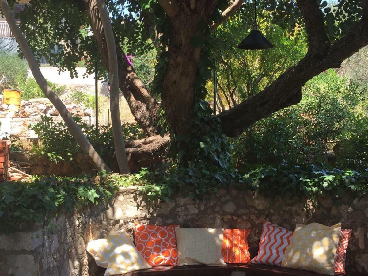 Apartamento Relax Garden Stari Grad  Exterior foto