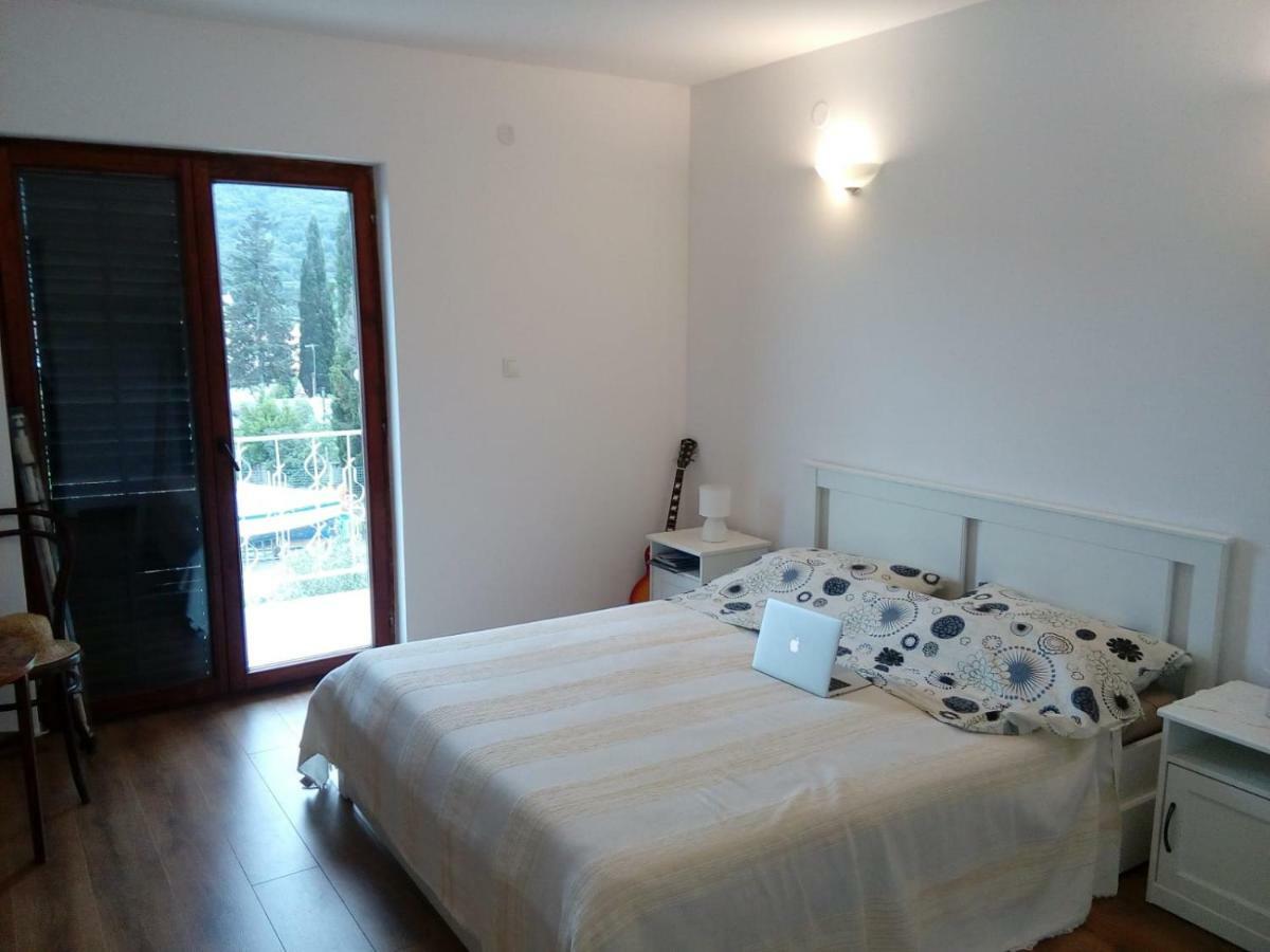 Apartamento Relax Garden Stari Grad  Exterior foto